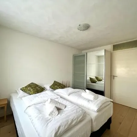 Zonnestraal 9p Amsterdam And The *